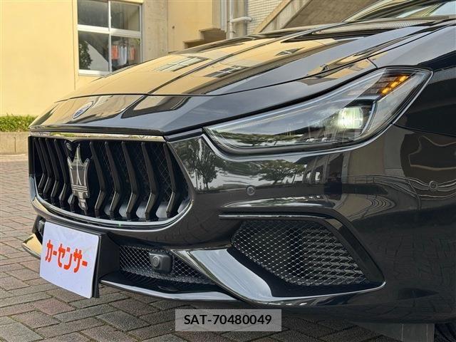 Maserati GHIBLI 2019-10 6245406-26