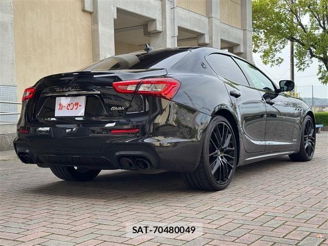 Maserati GHIBLI 2019-10 6245406-3