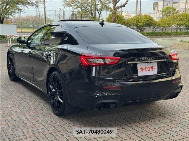 Maserati GHIBLI 2019-10 6245406-6