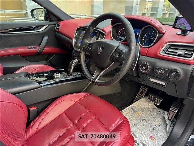 Maserati GHIBLI 2019-10 6245406-8