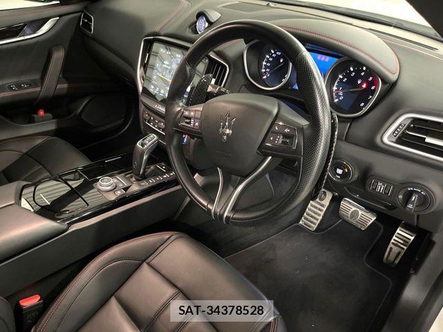 Maserati GHIBLI 2020-01 6499771-10