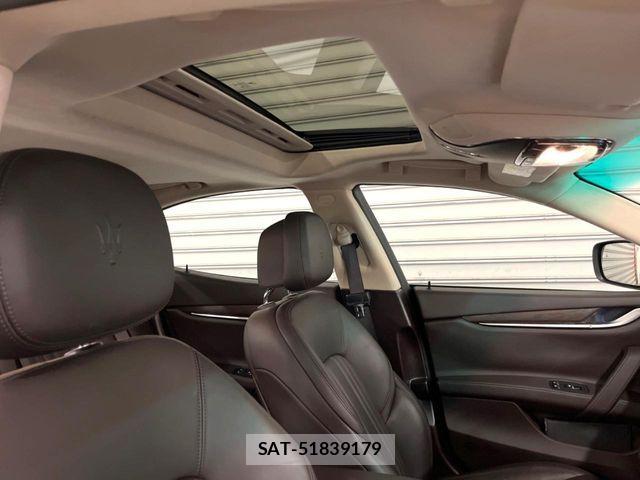 Maserati GHIBLI 2016-12 6499786-18