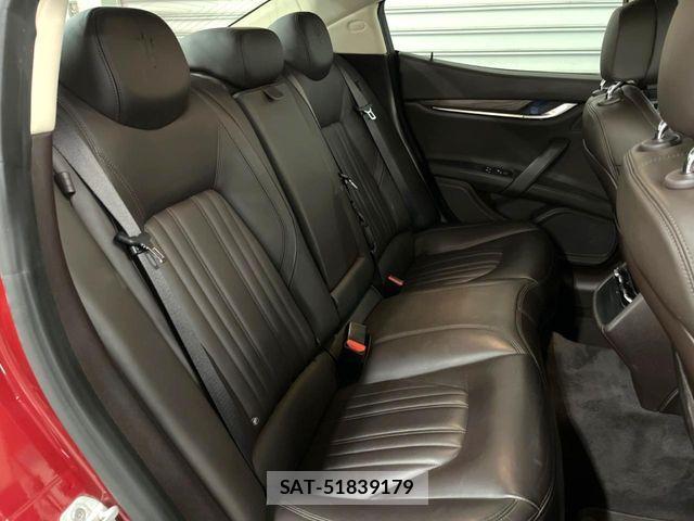 Maserati GHIBLI 2016-12 6499786-19