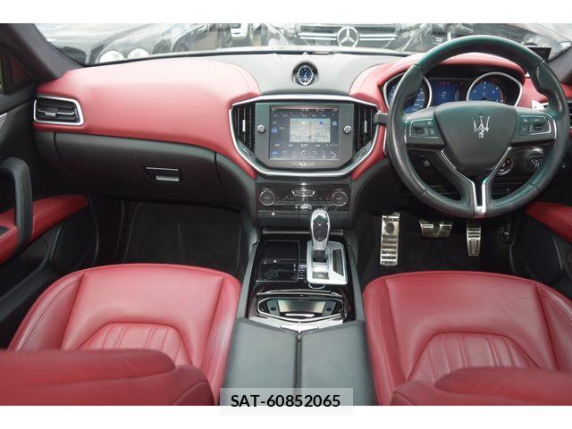 Maserati GHIBLI 2017-04 6545659-15