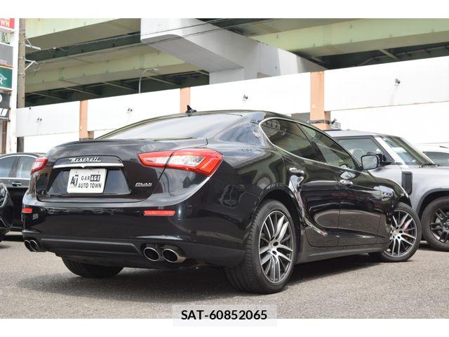 Maserati GHIBLI 2017-04 6545659-3