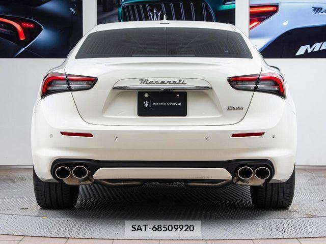Maserati GHIBLI 2023-11 6613009-17