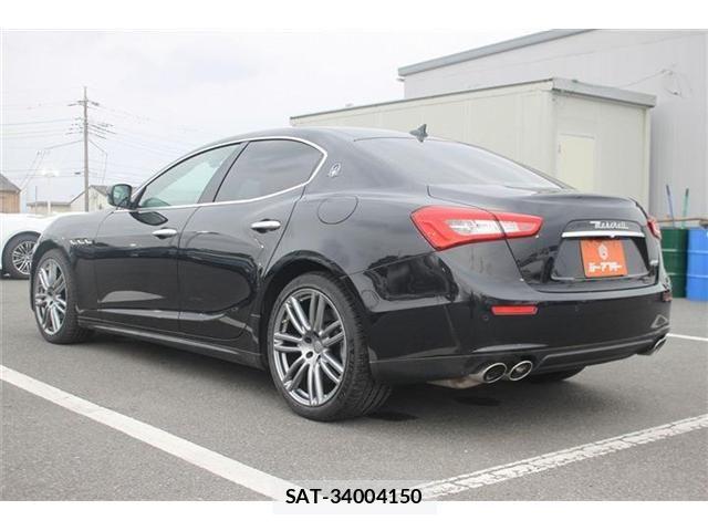 Maserati GHIBLI 2014-07 6676749-10