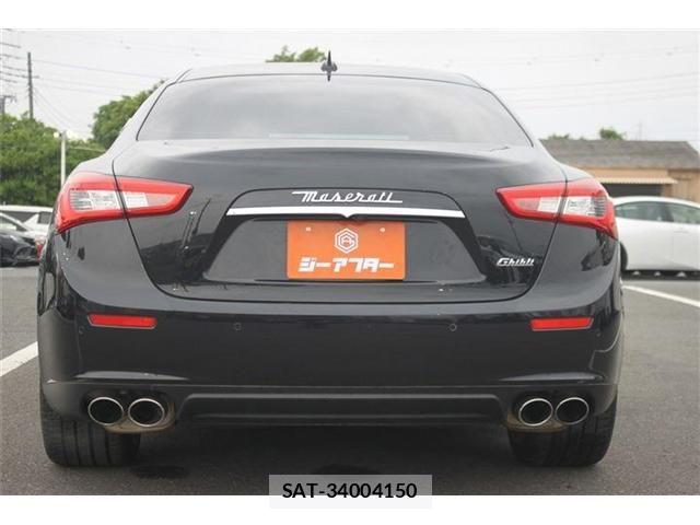 Maserati GHIBLI 2014-07 6676749-11