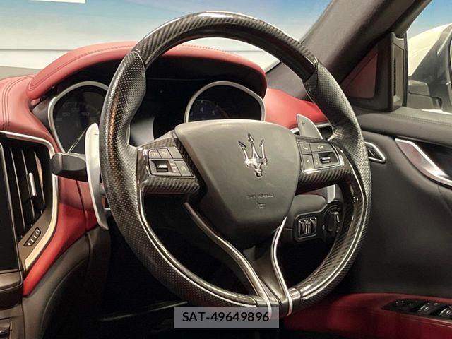 Maserati GHIBLI 2018-11 6815787-10