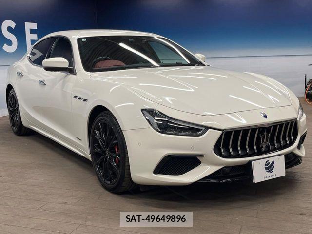 Maserati GHIBLI 2018-11 6815787-16