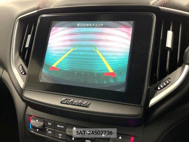 Maserati GHIBLI 2018-05 6815789-19