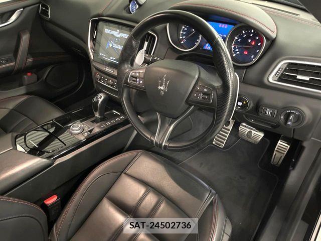 Maserati GHIBLI 2018-05 6815789-5