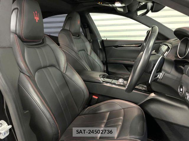 Maserati GHIBLI 2018-05 6815789-6