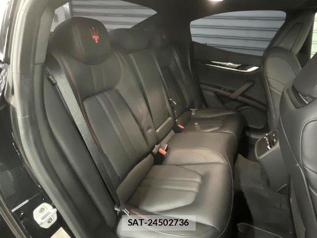 Maserati GHIBLI 2018-05 6815789-7