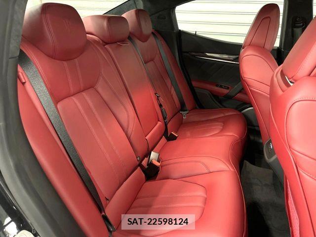 Maserati GHIBLI 2021-12 6815786-10