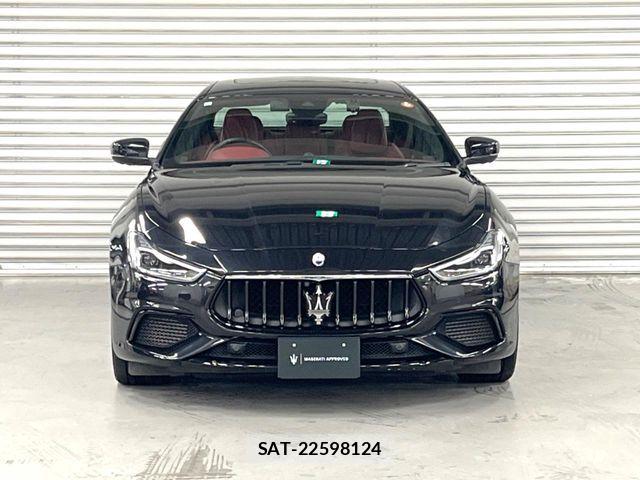 Maserati GHIBLI 2021-12 6815786-11