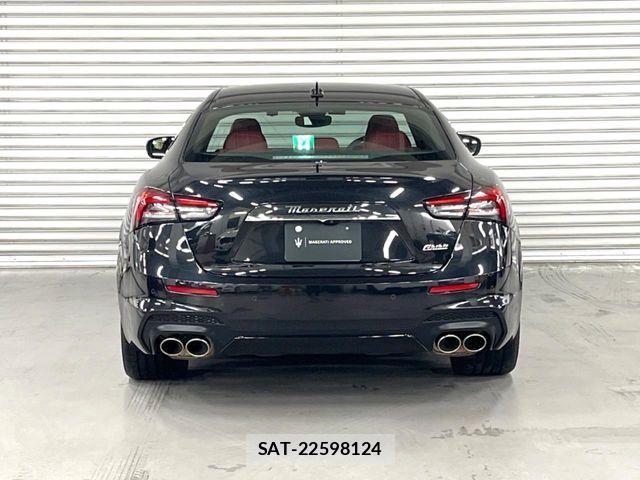 Maserati GHIBLI 2021-12 6815786-13