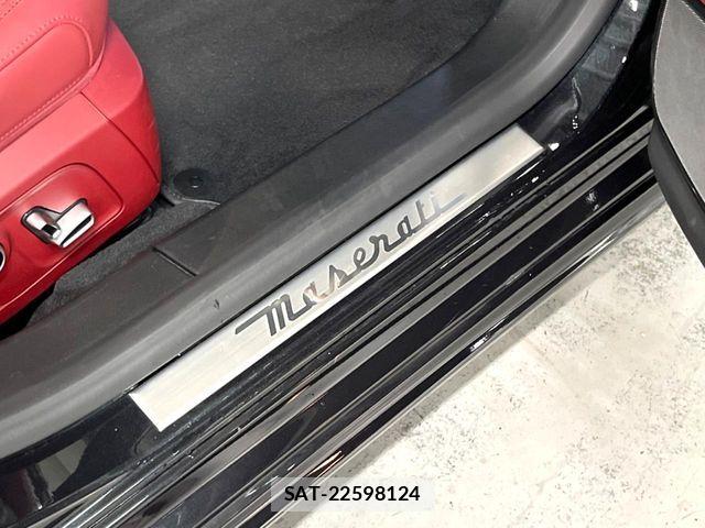 Maserati GHIBLI 2021-12 6815786-19