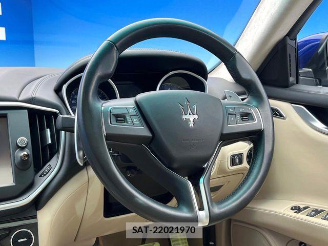 Maserati GHIBLI 2014-09 6907965-10