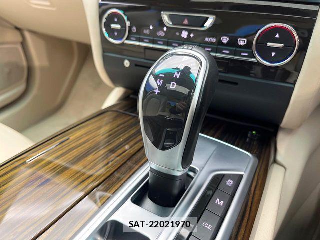 Maserati GHIBLI 2014-09 6907965-11