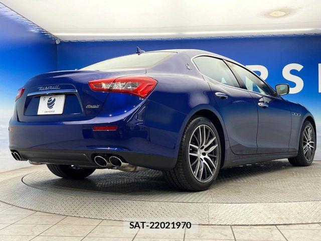 Maserati GHIBLI 2014-09 6907965-18