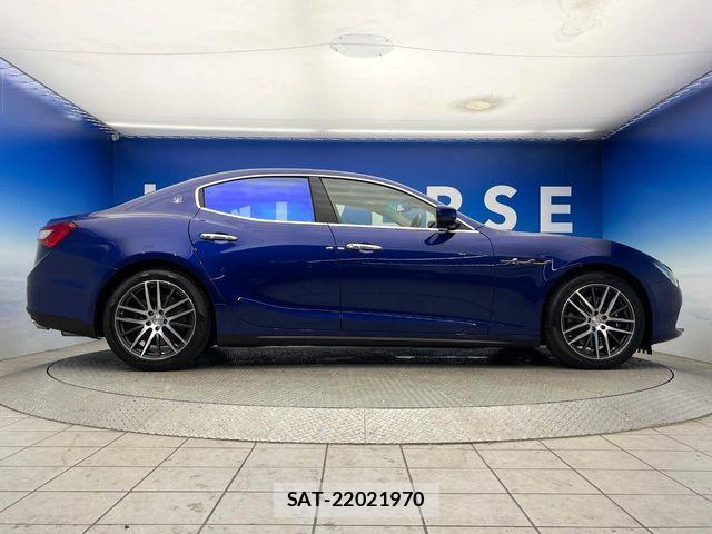 Maserati GHIBLI 2014-09 6907965-19