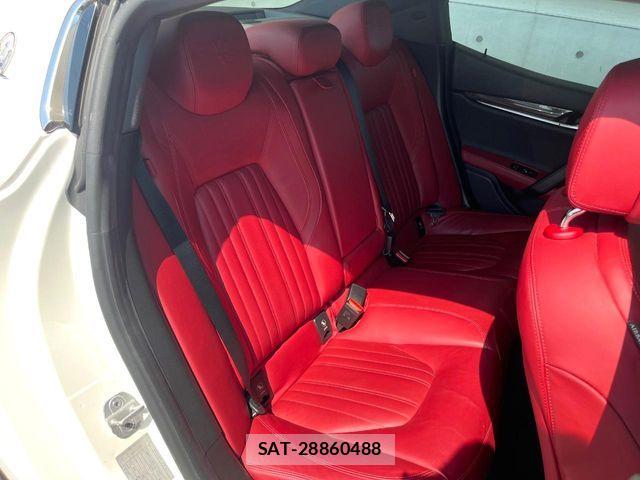 Maserati GHIBLI 2014-09 7020826-9