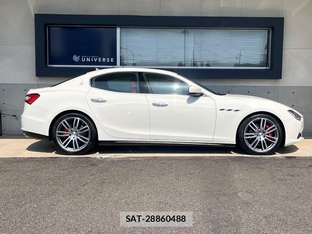 Maserati GHIBLI 2014-09 7020826-15