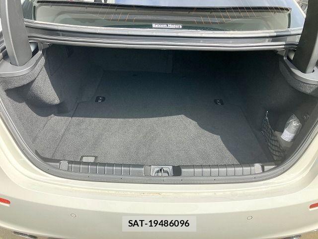 Maserati GHIBLI 2015-06 7221276-13