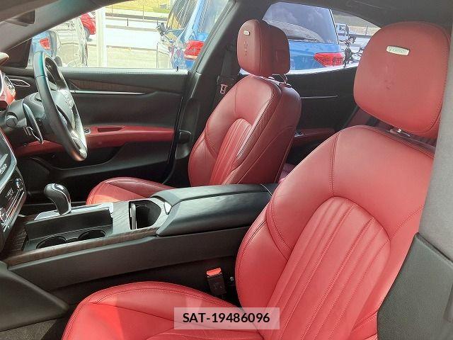Maserati GHIBLI 2015-06 7221276-4