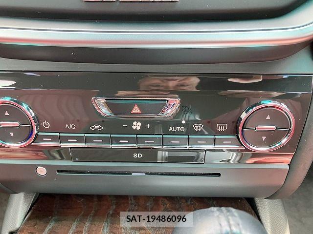 Maserati GHIBLI 2015-06 7221276-8