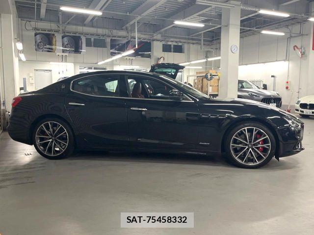 Maserati GHIBLI 2021-05 7221277-12