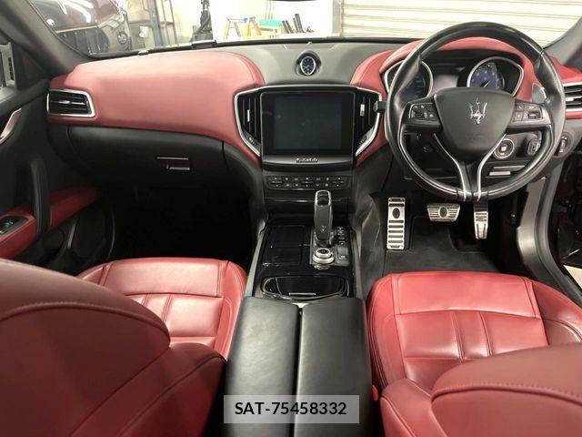 Maserati GHIBLI 2021-05 7221277-3