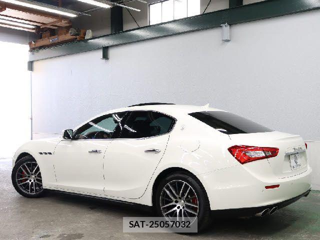 Maserati GHIBLI 2016-12 7272264-14