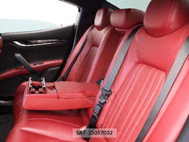 Maserati GHIBLI 2016-12 7272264-18