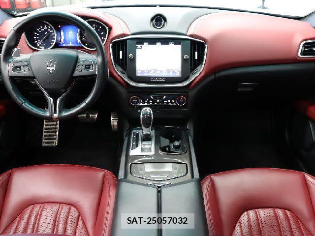 Maserati GHIBLI 2016-12 7272264-1