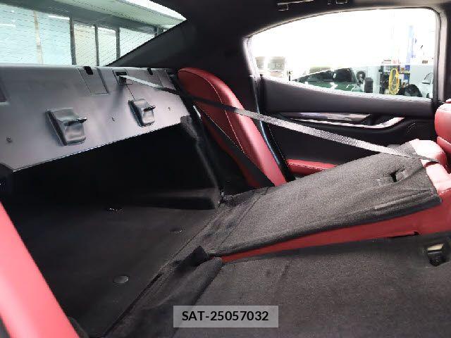 Maserati GHIBLI 2016-12 7272264-21