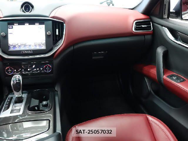 Maserati GHIBLI 2016-12 7272264-23