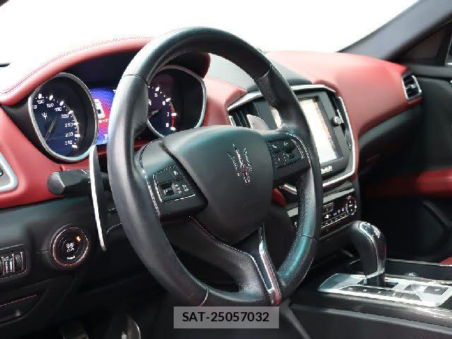 Maserati GHIBLI 2016-12 7272264-26
