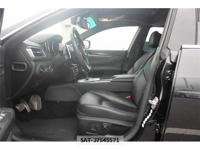 Maserati GHIBLI 2014-12 7328174-26