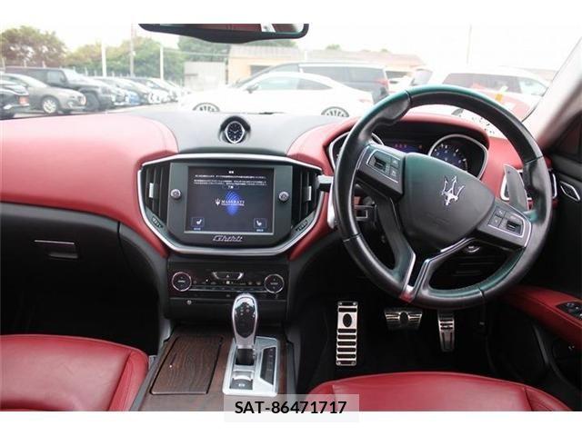 Maserati GHIBLI 2016-01 7328175-14