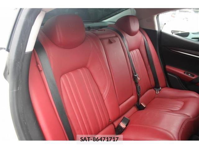 Maserati GHIBLI 2016-01 7328175-16