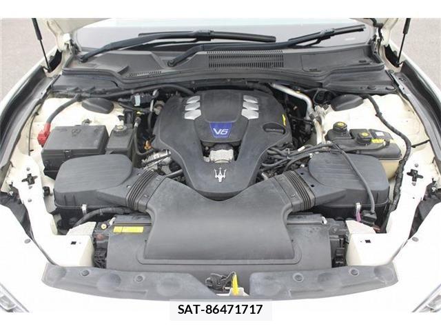 Maserati GHIBLI 2016-01 7328175-18