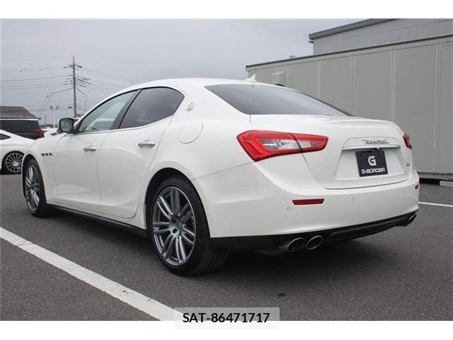 Maserati GHIBLI 2016-01 7328175-21