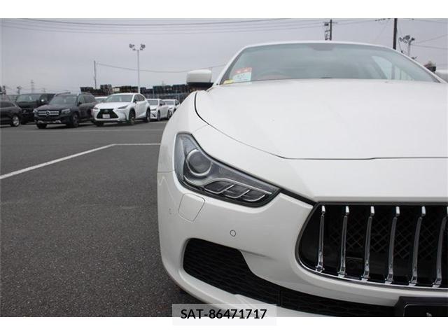 Maserati GHIBLI 2016-01 7328175-24