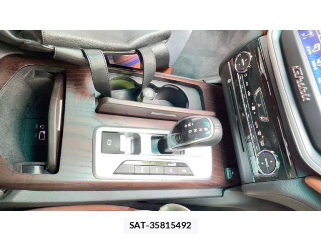 Maserati GHIBLI 2016-10 7358611-13
