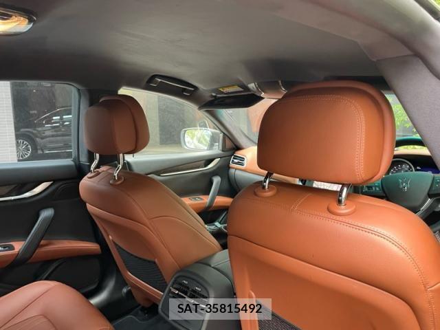 Maserati GHIBLI 2016-10 7358611-20