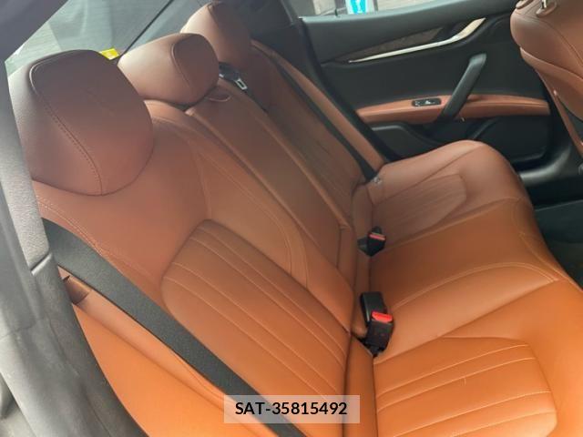 Maserati GHIBLI 2016-10 7358611-21