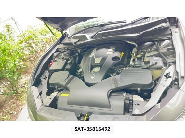 Maserati GHIBLI 2016-10 7358611-24