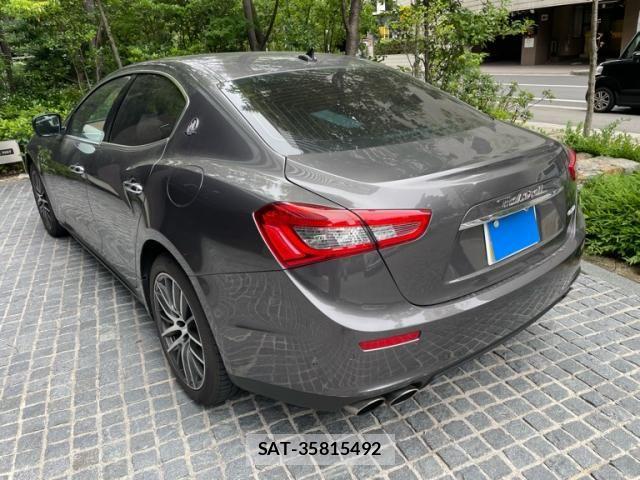 Maserati GHIBLI 2016-10 7358611-2